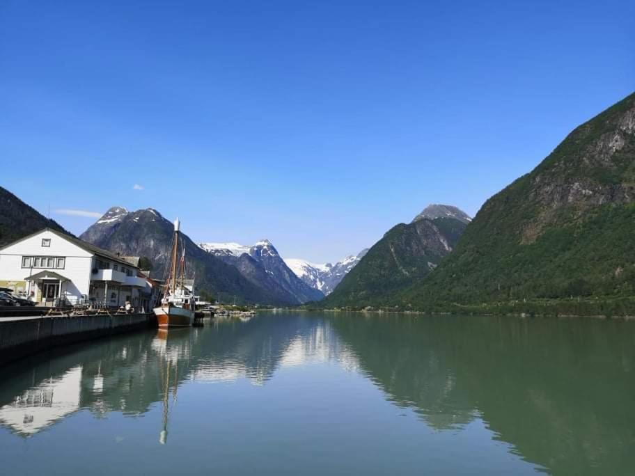 Sogndal Ski- And Mountain Cabin Exterior photo